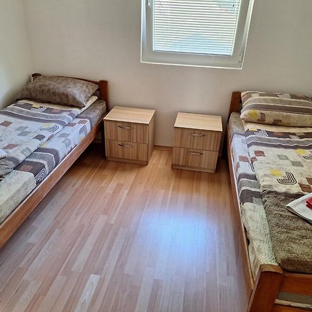 Apartman Ognjenovic Appartement Plužine Buitenkant foto